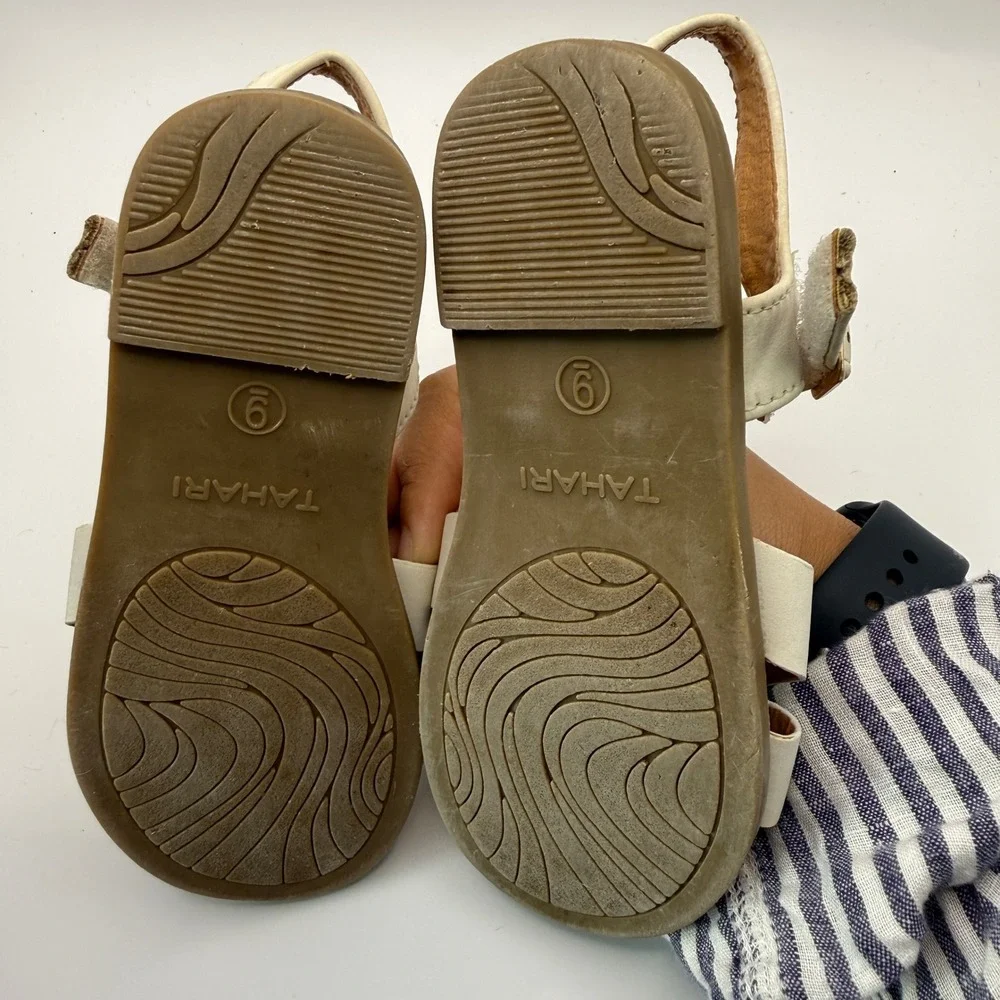 Tahari Girls White Gold Floral Applique Sandals Size 9 Toddler Dress Shoes